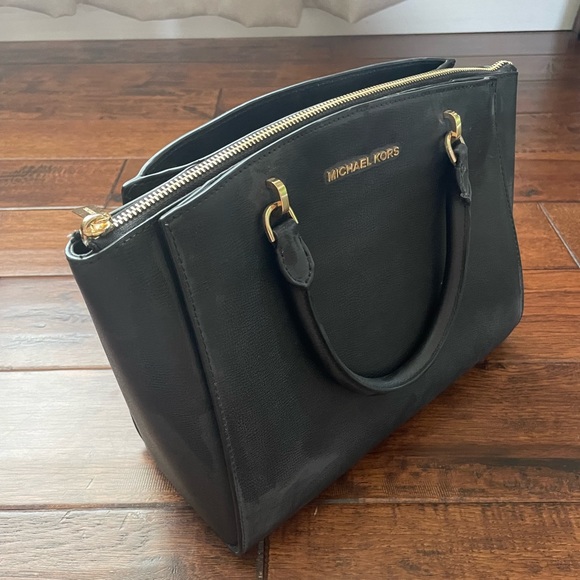 Michael Kors bag - Picture 2 of 4